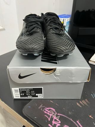 Botas fútbol Nike Elite Talla 40