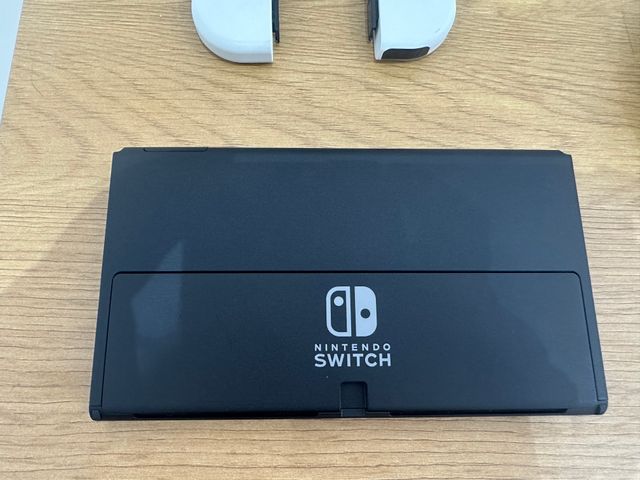 Nintendo Switch OLED blanca como nueva