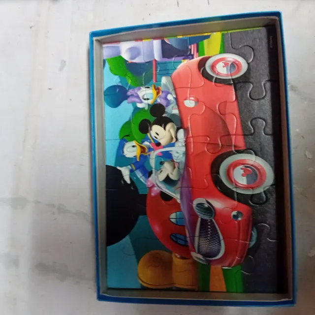 Puzzle Ravensburger Mickey Mouse Club House