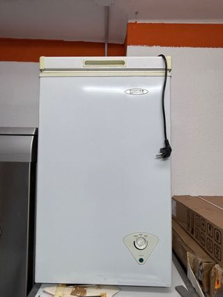 Congelatore a pozzetto da 50 cm con trasporto e garanzia