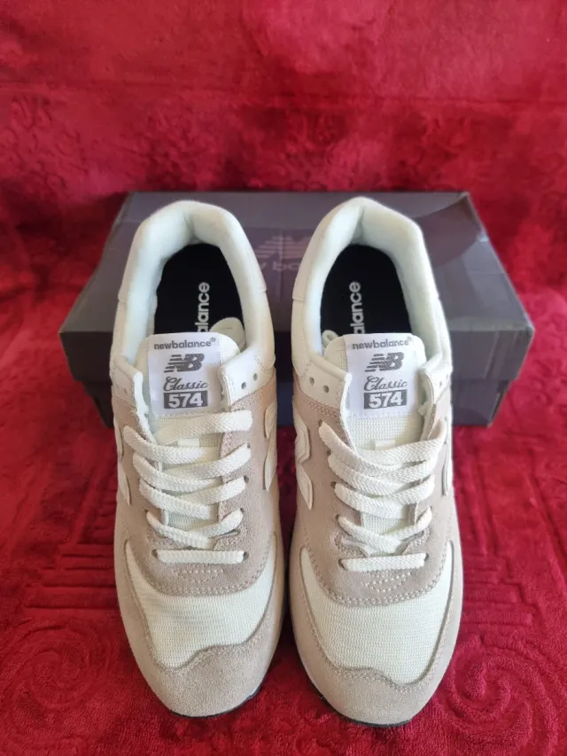 New Balance 574