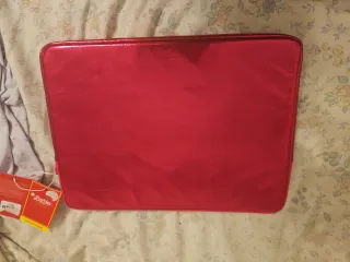 Funda Barbie para portátil rosa brillante