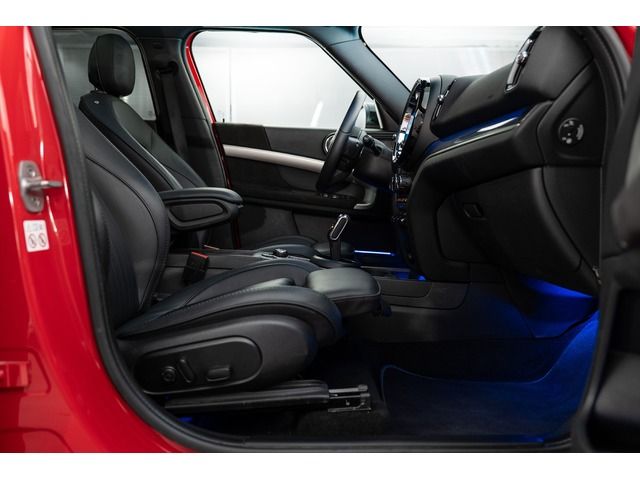 MINI MINI Countryman Cooper 100 kW (136 CV)