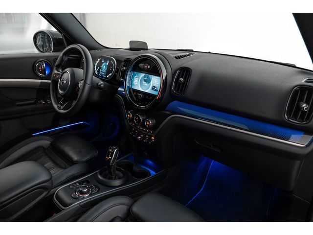 MINI MINI Countryman Cooper 100 kW (136 CV)