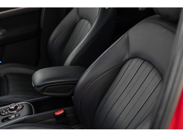 MINI MINI Countryman Cooper 100 kW (136 CV)