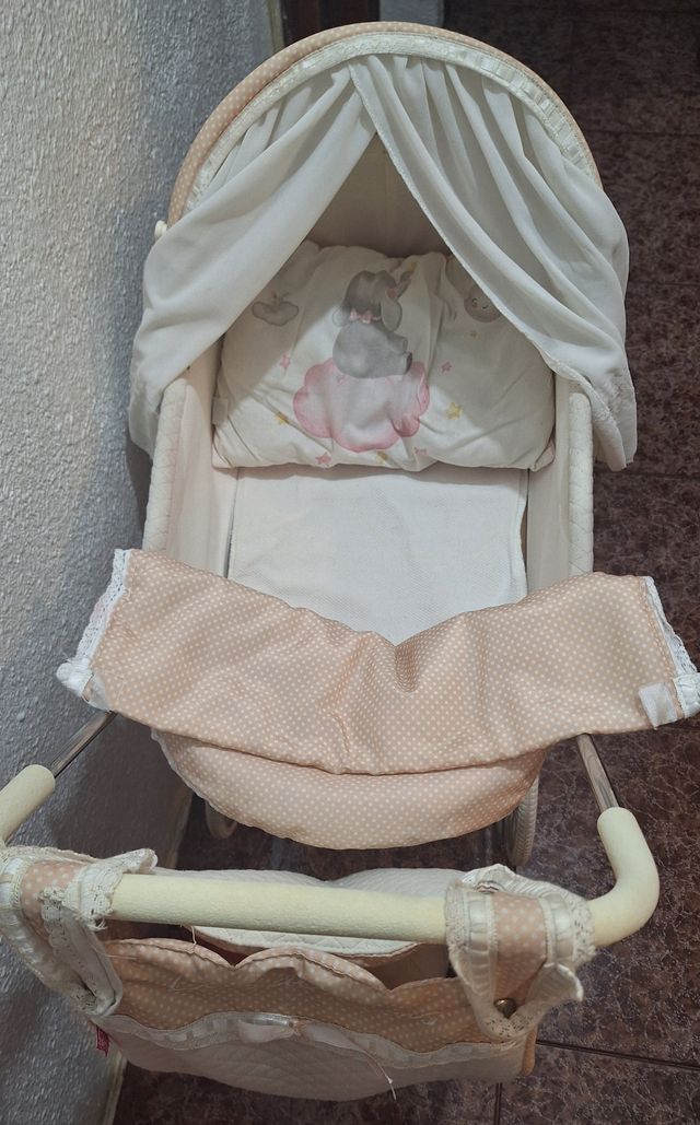Carrito de bebé clásico
