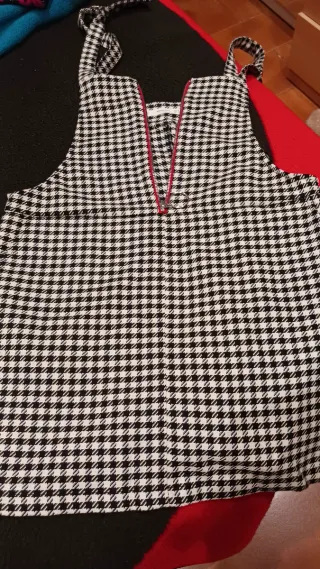 Falda peto cuadros blanco y negro