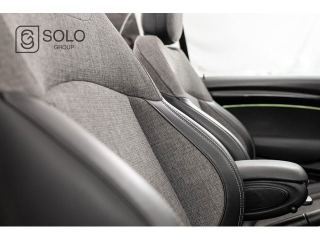 MINI MINI Cabrio Cooper 100 kW (136 CV)