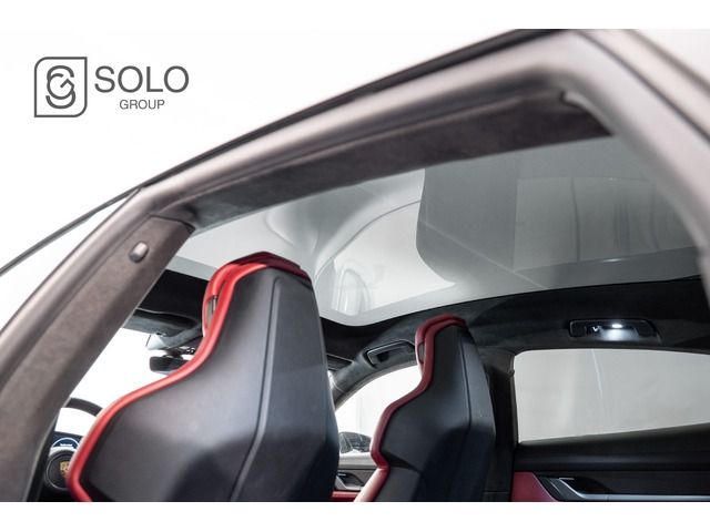 Porsche Taycan Turbo S 560 kW (761 CV)