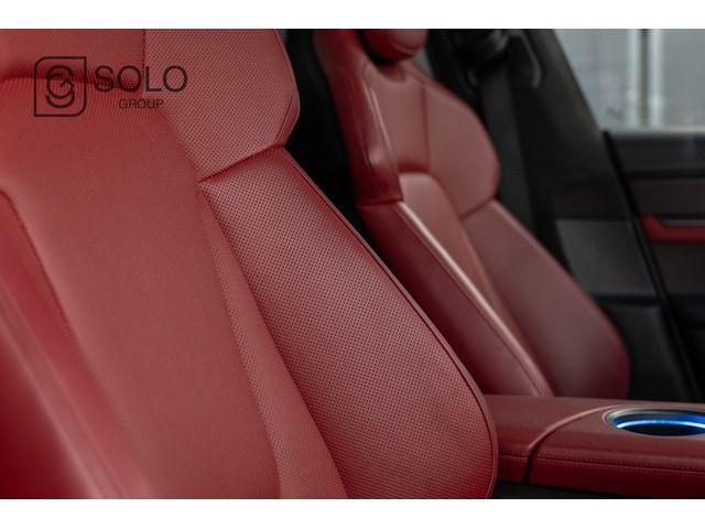 Porsche Taycan Turbo S 560 kW (761 CV)