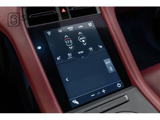 Porsche Taycan Turbo S 560 kW (761 CV)