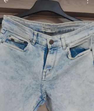 Pantalón vaquero Pull and Bear Talla 40
