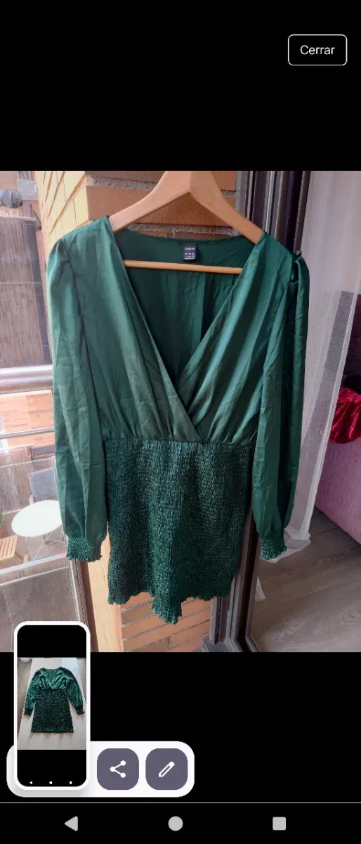 Vestido verde ajustado