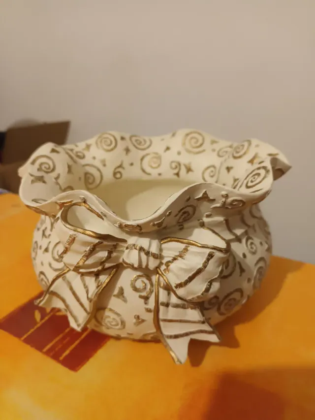 Vaso Decorativo- design by Betty Singer