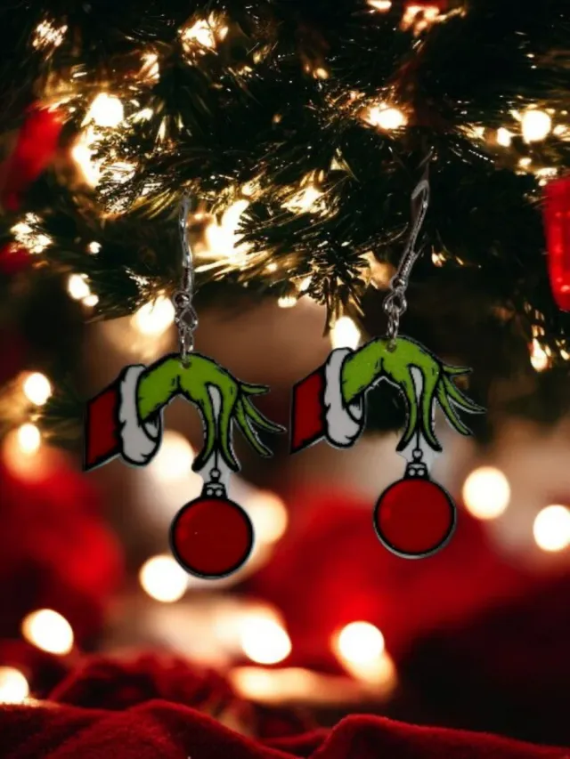 Pendientes Grinch con Bolas Rojas
