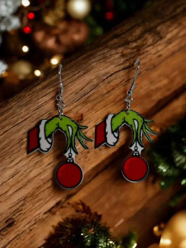 Pendientes Grinch con Bolas Rojas