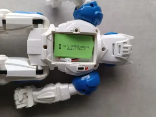 Robô de Brinquedo Branco e Azul com Comando