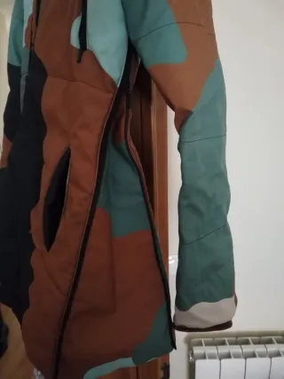 Abrigo SKFK estampado