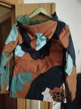 Abrigo SKFK estampado