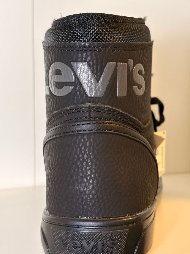 Zapatillas Levi's Negras Talla 41.5