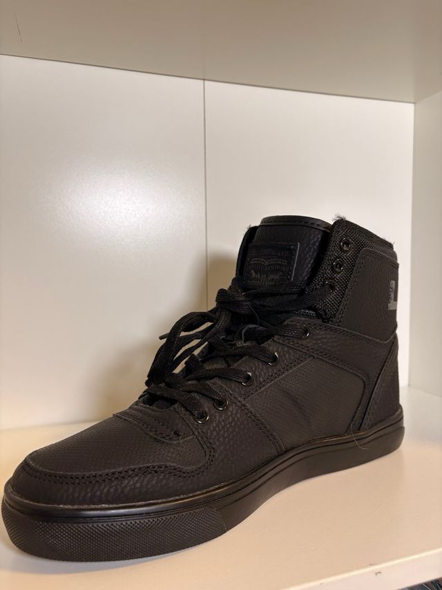 Zapatillas Levi's Negras Talla 41.5