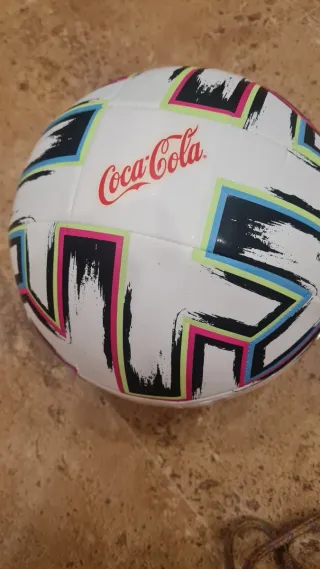 Balón de fútbol Adidas Talla 5 edición limitada