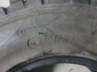 Ruedas. 30x9.5 R15