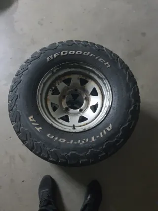 Ruedas. 30x9.5 R15