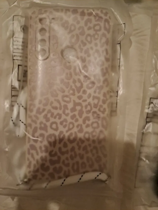 Fundas Redmi Note 8 y iPhone