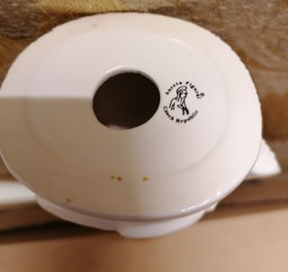 Statuetta Gesù di Praga in porcellana