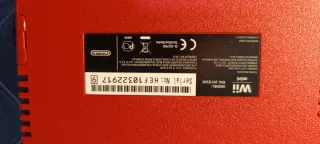 Nintendo Wii Mini Roja + Just Dance 2016