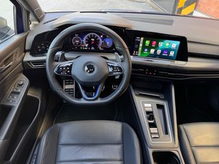 Volkswagen Golf 8 R320