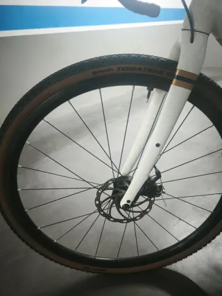 Bicicleta Gravel Trek Checkpoint AL3