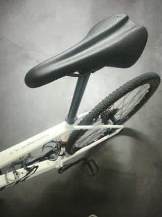 Bicicleta Gravel Trek Checkpoint AL3