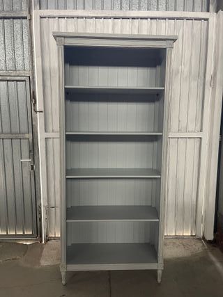 Estantería madera envejecida