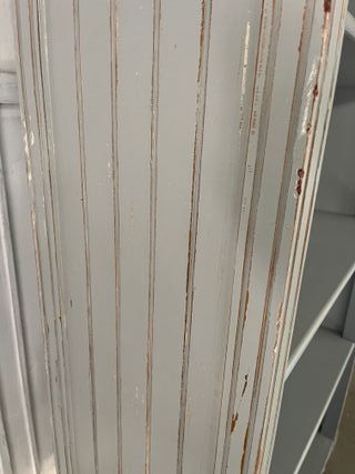 Estantería madera envejecida