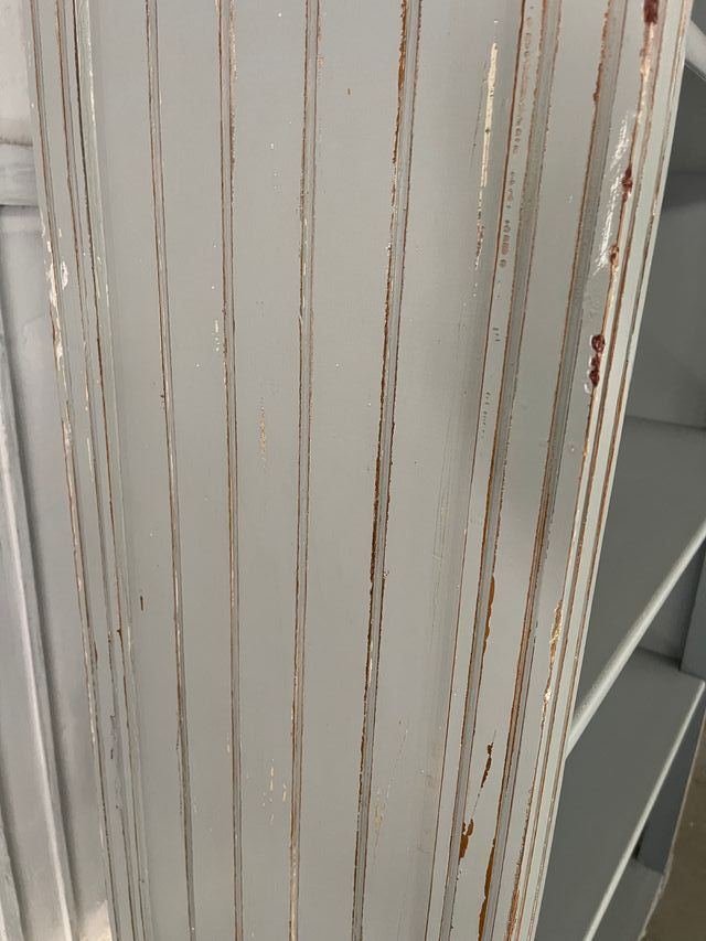 Estantería madera envejecida