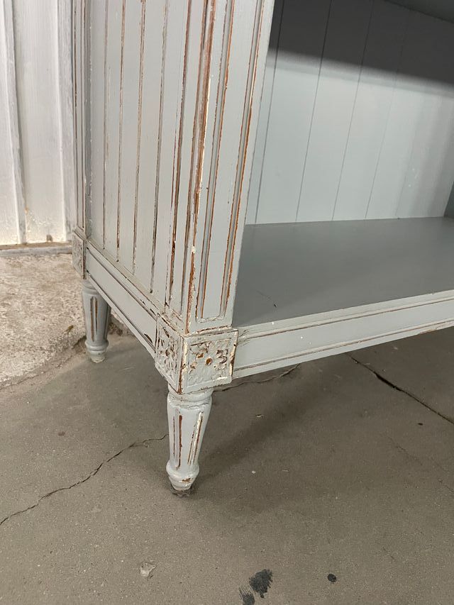 Estantería madera envejecida