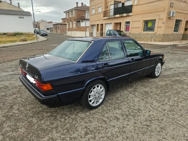 Mercedes-Benz 190 1992