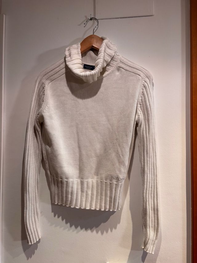 Jersey cuello alto beige/blanco