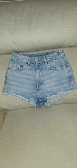 Shorts vaqueros desgastados