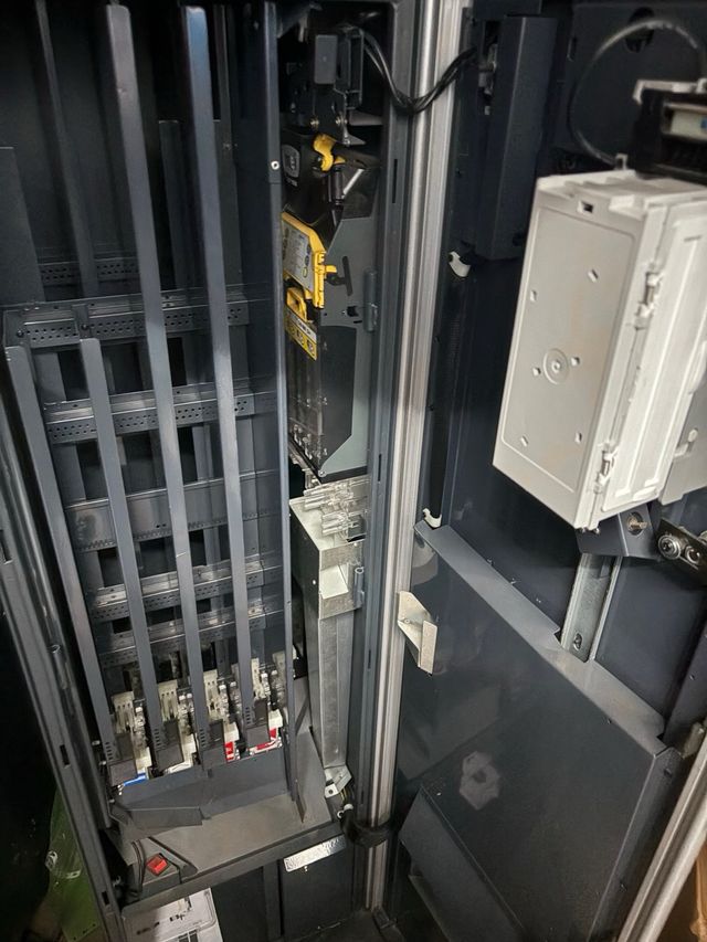 máquina expendedora gmvending cristal