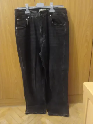 Pantalón vaquero negro Pull&Bear