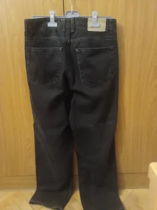 Pantalón vaquero negro Pull&Bear