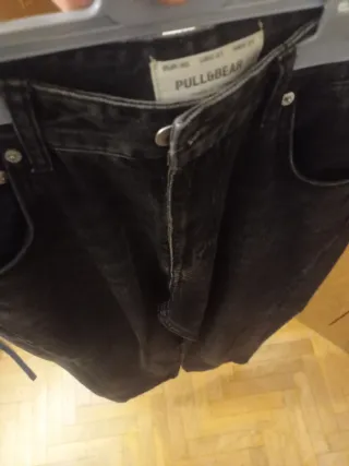 Pantalón vaquero negro Pull&Bear
