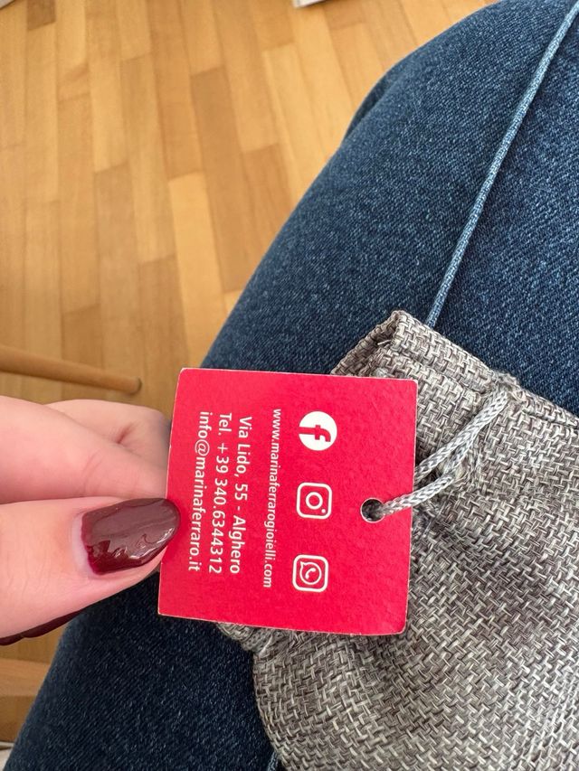 Choker velluto bordeaux con pendente sfera