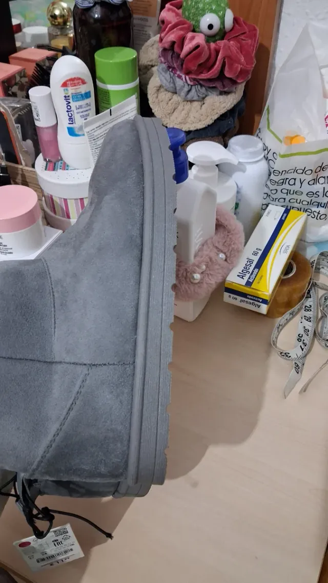 Botines grises de pelo