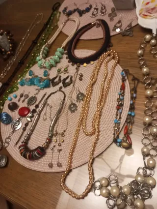 Lote Bisutería Collares y Pendientes