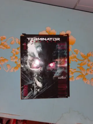 Terminator Endo Skull Media Escala