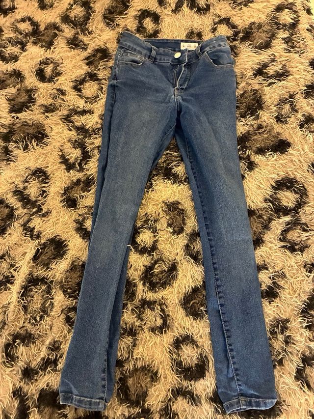 Vaqueros desgastados talla XS/34/6 segunda mano